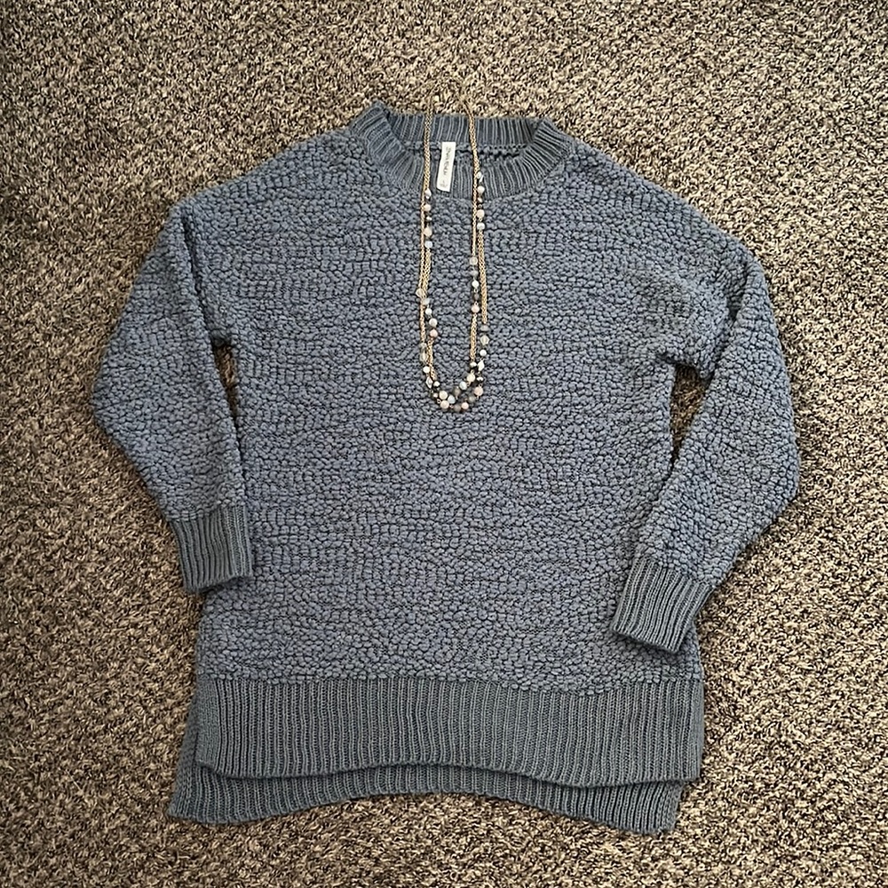 NWOT Zenana Popcorn Sweater